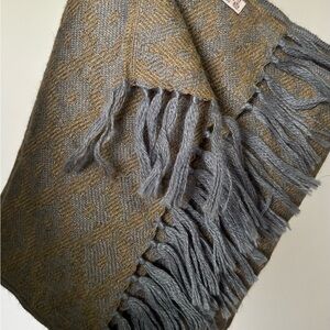 Huallpatex 100% baby Alpaca Wool Scarf